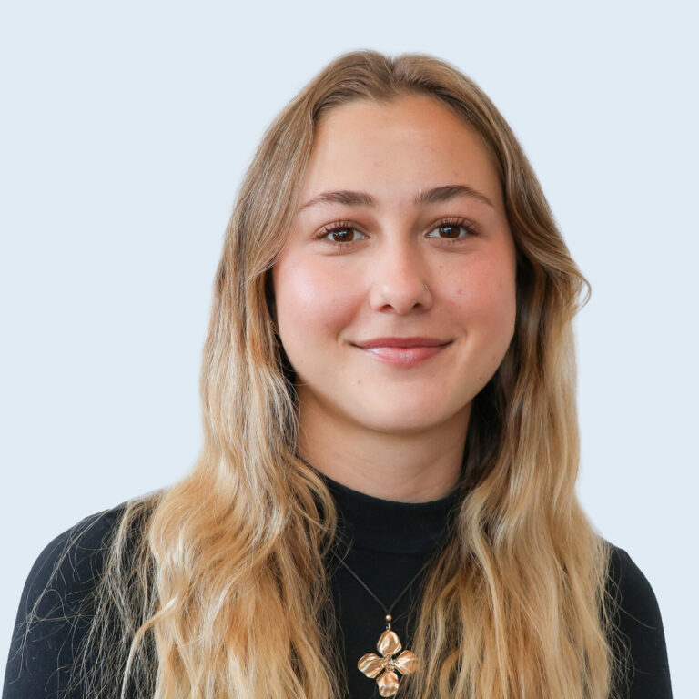 Profile image of Sienna Homberg Smith